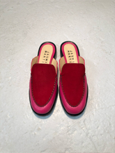 Load image into Gallery viewer, Mule - Fuchsia Pink