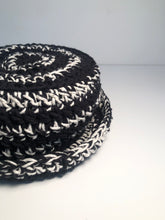 Load image into Gallery viewer, Oreo