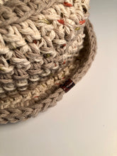 Load image into Gallery viewer, Sandie