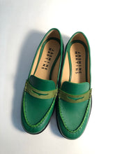 Load image into Gallery viewer, Size 10 - Kelly Green Penny Loafer