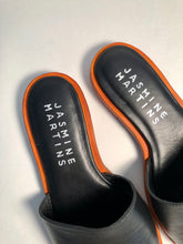 Load image into Gallery viewer, Izzy