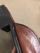 Load image into Gallery viewer, Chestnut Brown Size 10 Sample
