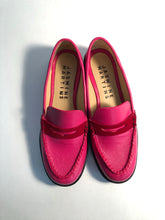 Load image into Gallery viewer, Size 8- Fuchsia Pink Penny Loafer
